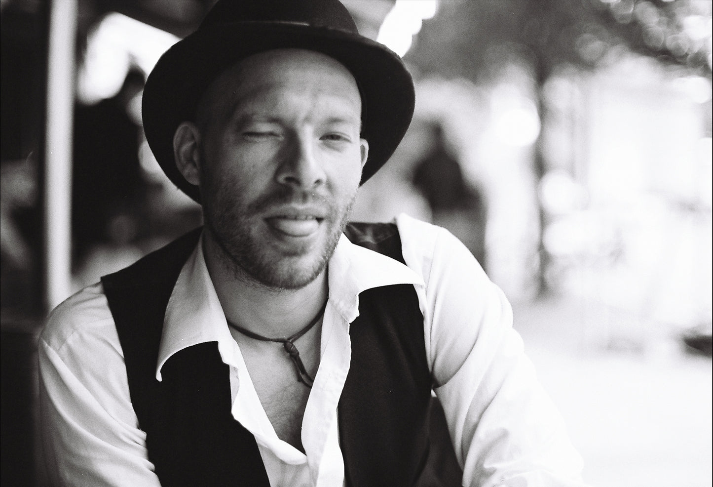 A peek into the atelier (20min visit)